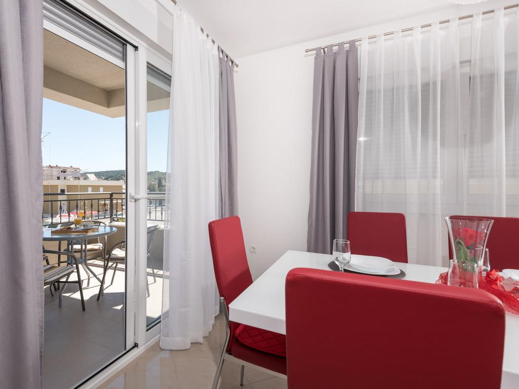 Apartment Bingo Trogir Extérieur photo